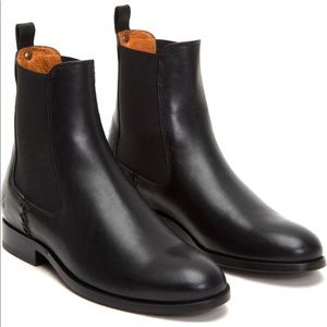 Frye Black Leather Round Toe Slip On Ankle Melissa Chelsea Boots Size US 10